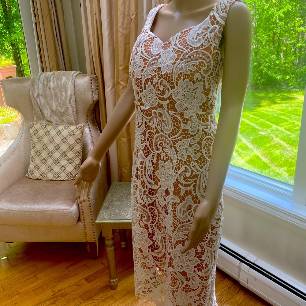 NWT midi dress. Lovely interplay of lace and length. Size M